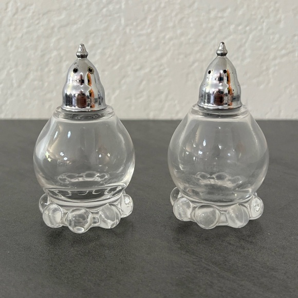 VTG Imperial Candlewick MCM Salt Pepper Shakers Hand Crafted Clear Glass Bauble‎ - Picture 1 of 5